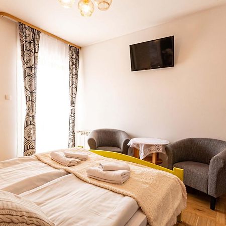 Gronik Bed & Breakfast エクステリア 写真