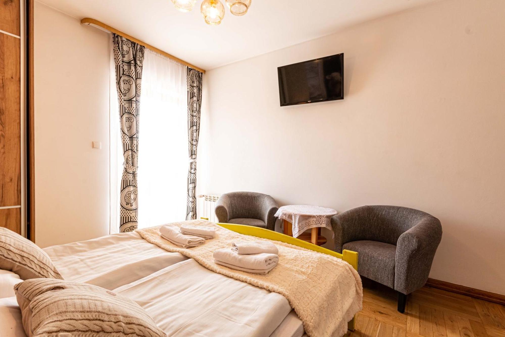 Gronik Bed & Breakfast エクステリア 写真